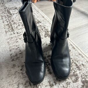 Michaels Kors “Ashton” Black Leather mid Booties - 7